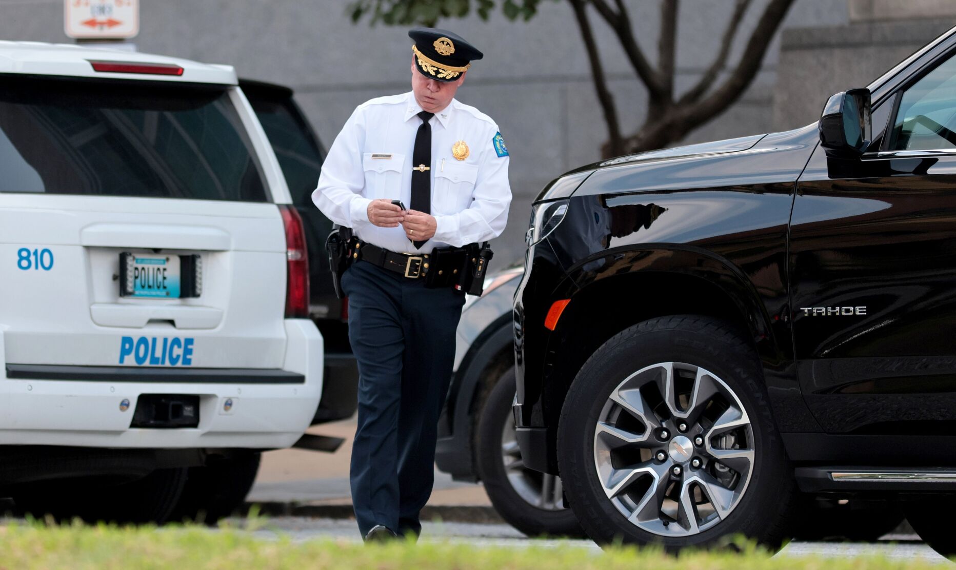 Corrections officer held hostage by inmate inside city jail